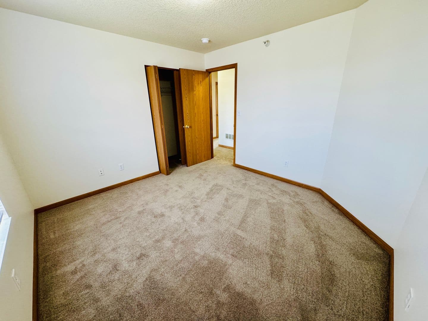 Laporte Apartment: 200 Plymouth Lane