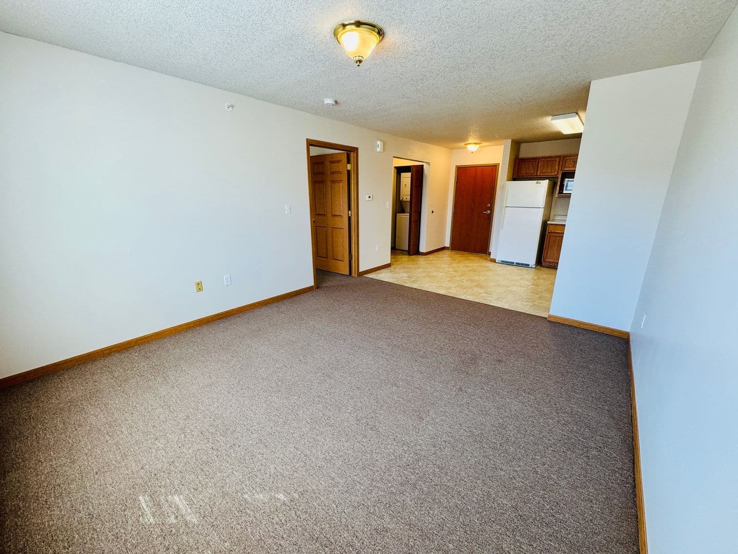 Elwood Apartment: 9401 Frans Way