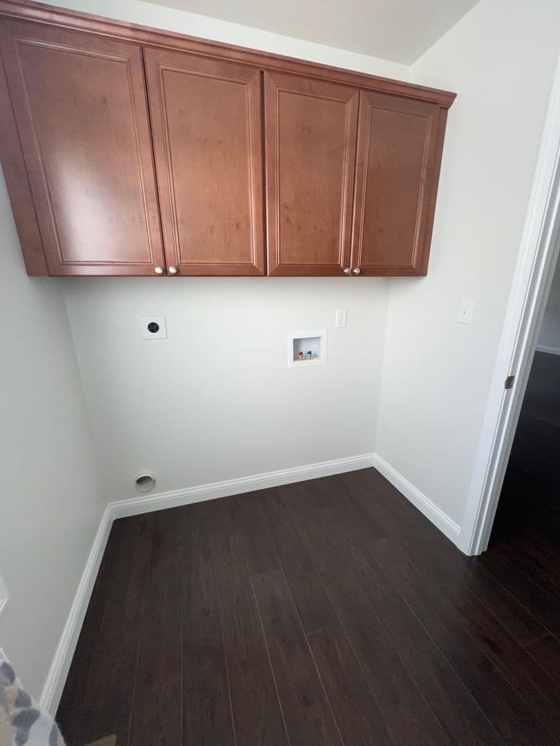 Plymouth Apartment: 2234 Bitter Root Dr