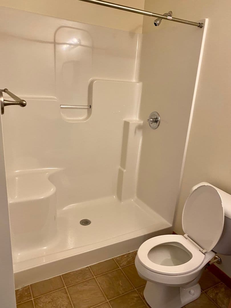 Peru Apartment: 548 Sycamore Trl