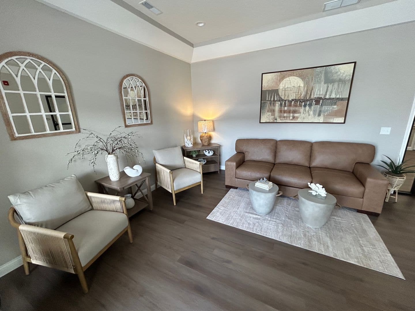 Culver Apartment: 201 W Tampa St