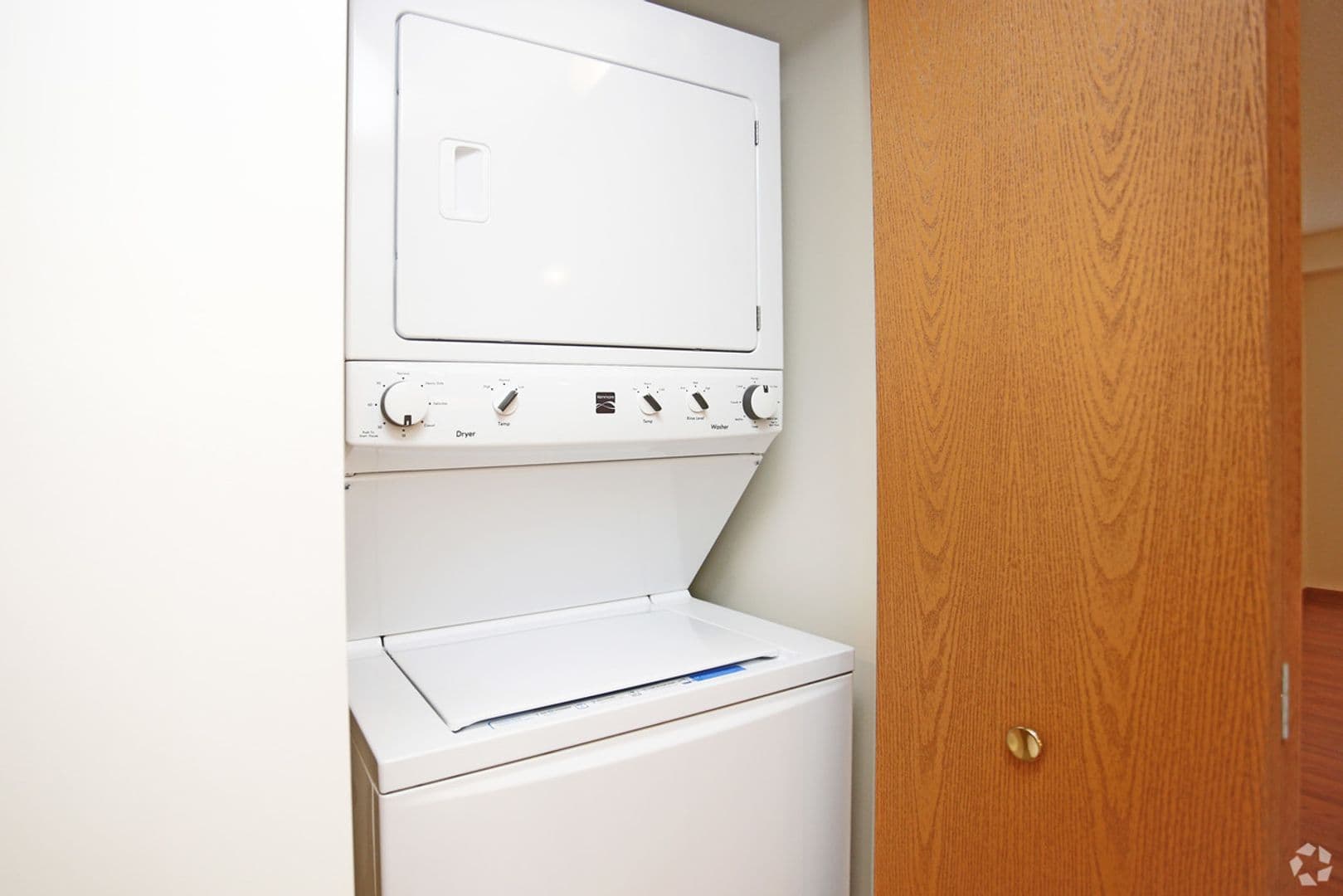 Laporte Apartment: 200 Plymouth Lane