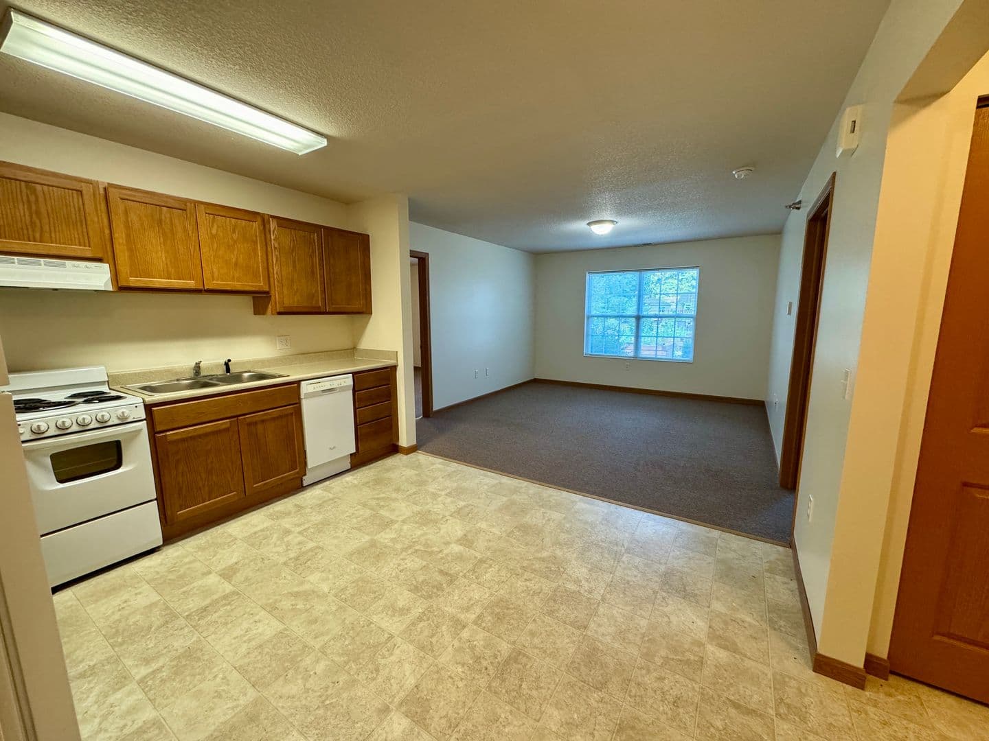 Elwood Apartment: 9401 Frans Way