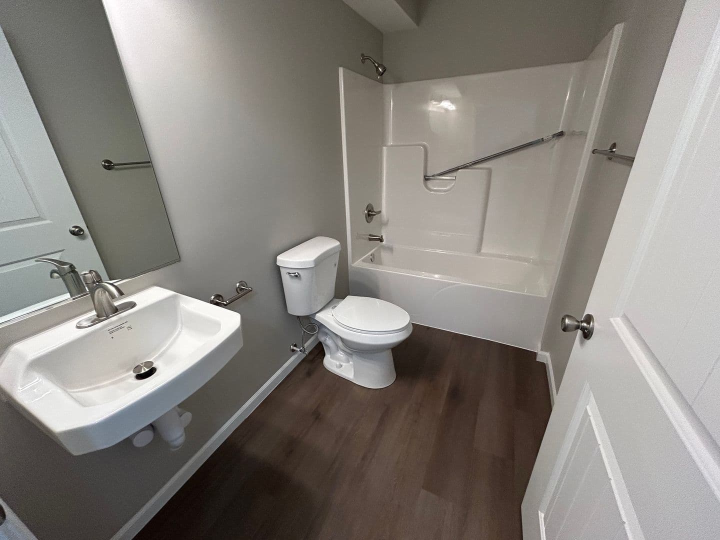 Culver Apartment: 201 W Tampa St
