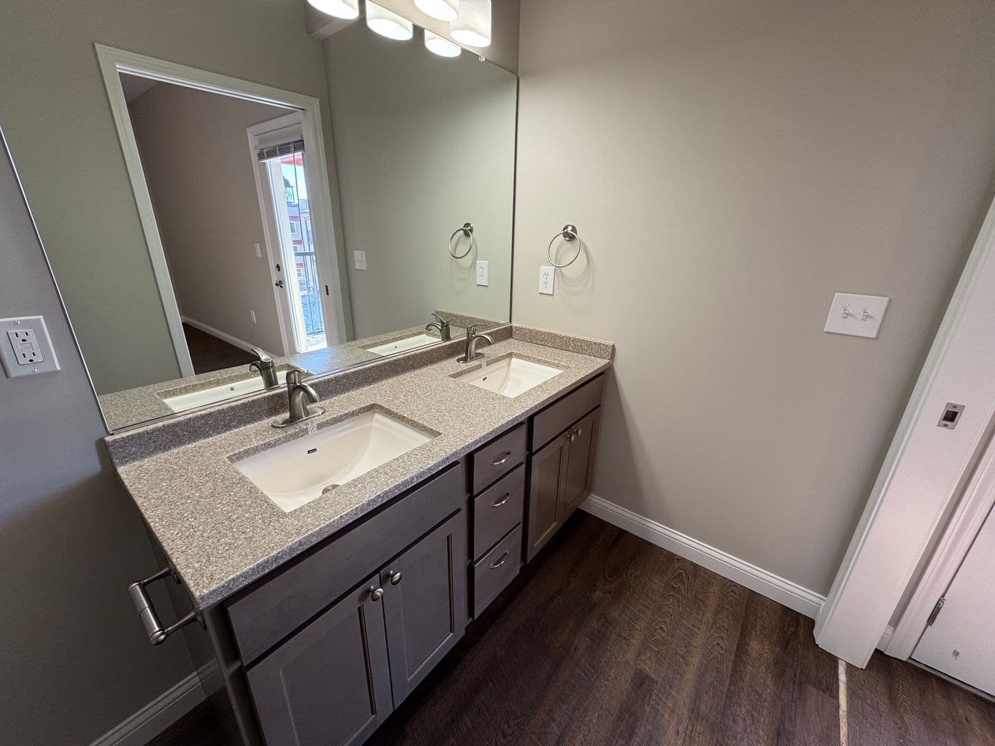 Warsaw Apartment: 2630 Tippe Downs Dr
