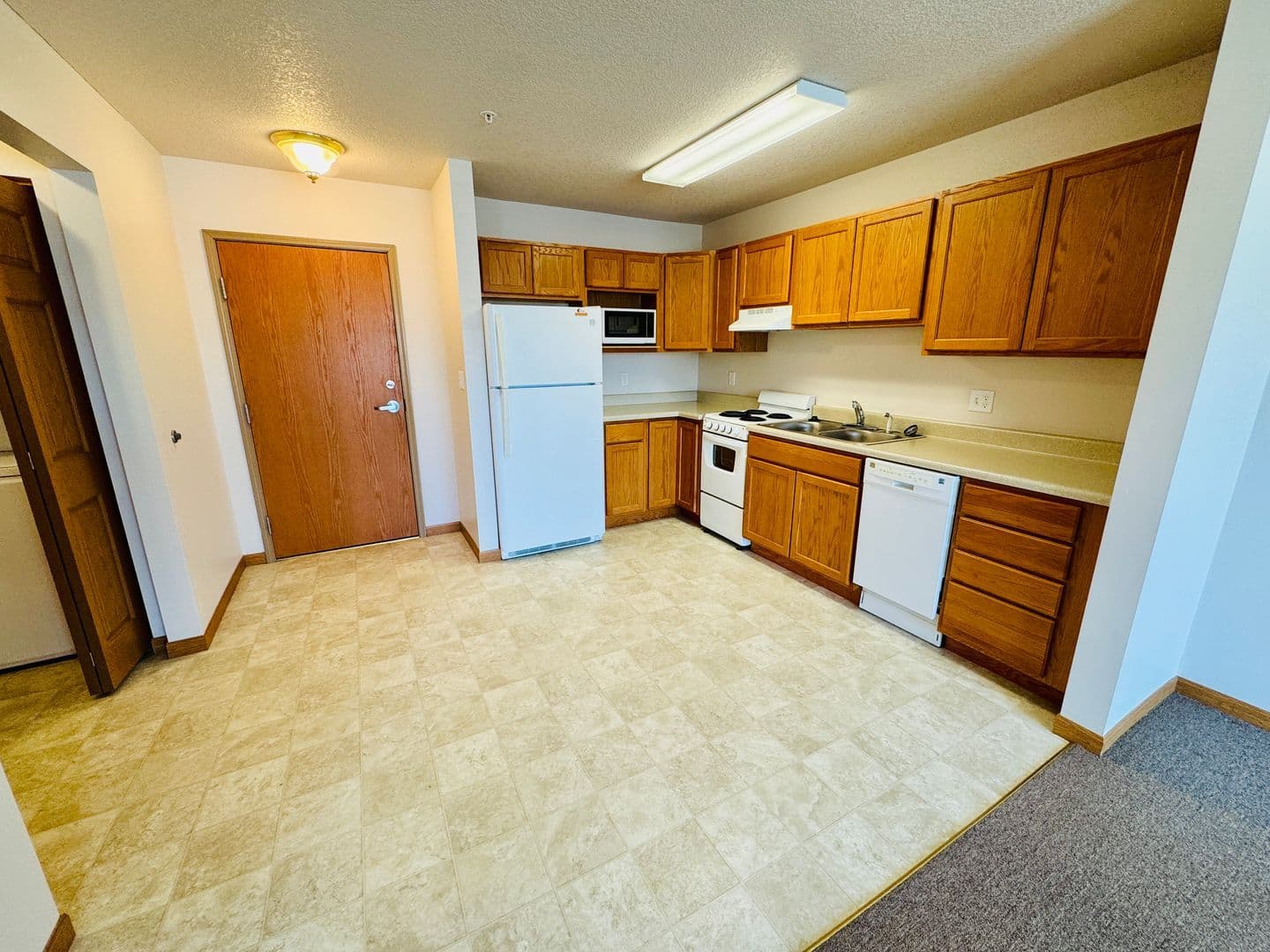 Elwood Apartment: 9401 Frans Way