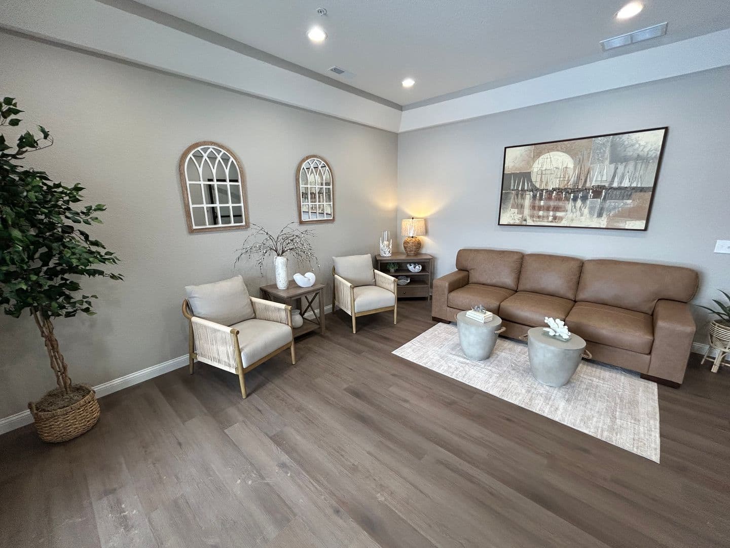 Culver Apartment: 201 W Tampa St