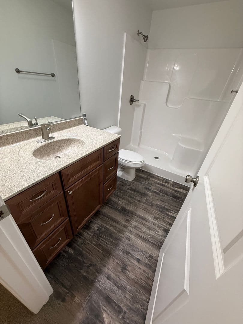 Plymouth Apartment: 2234 Bitter Root Dr