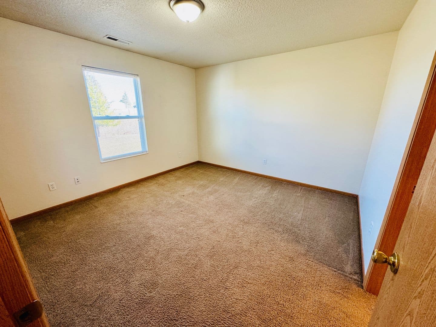 Elwood Apartment: 9401 Frans Way