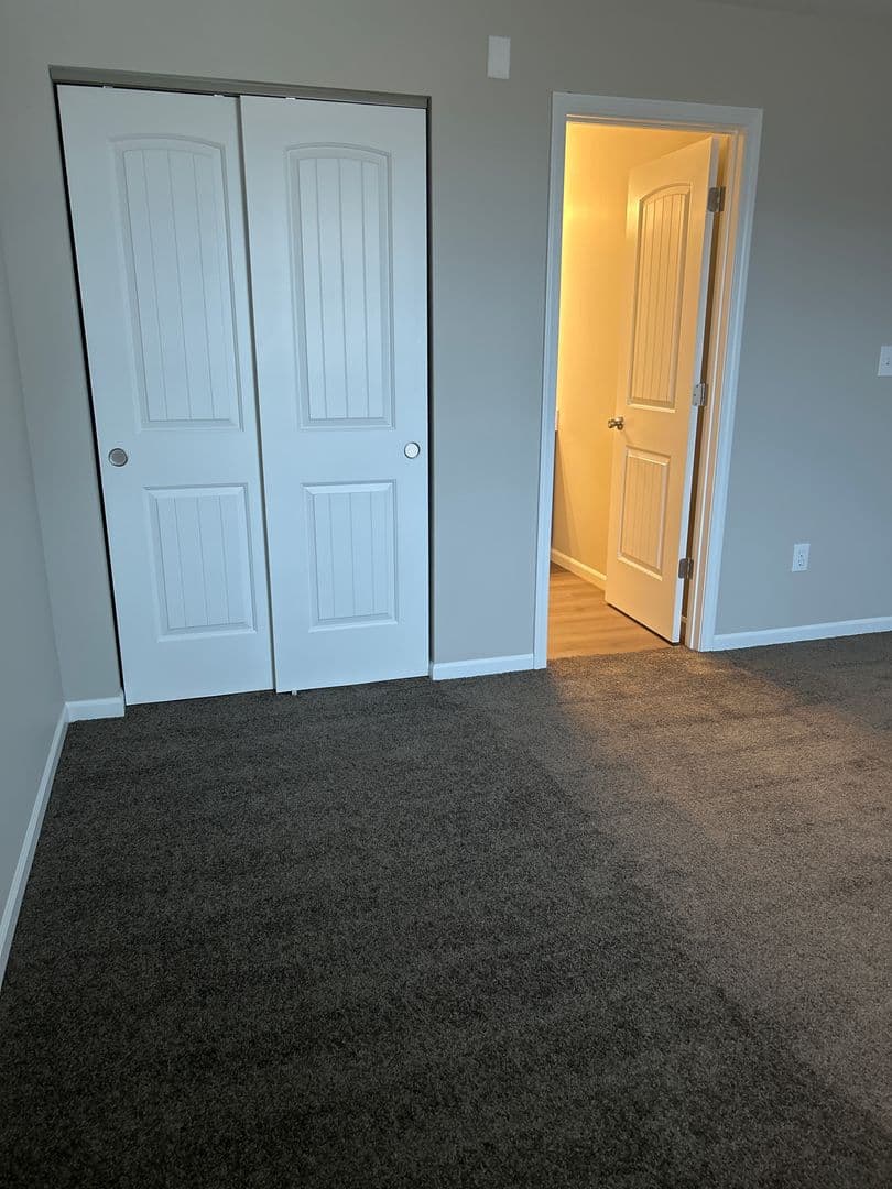 Culver Apartment: 201 W Tampa St
