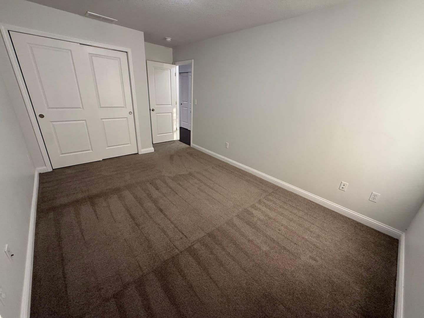Plymouth Apartment: 2234 Bitter Root Dr