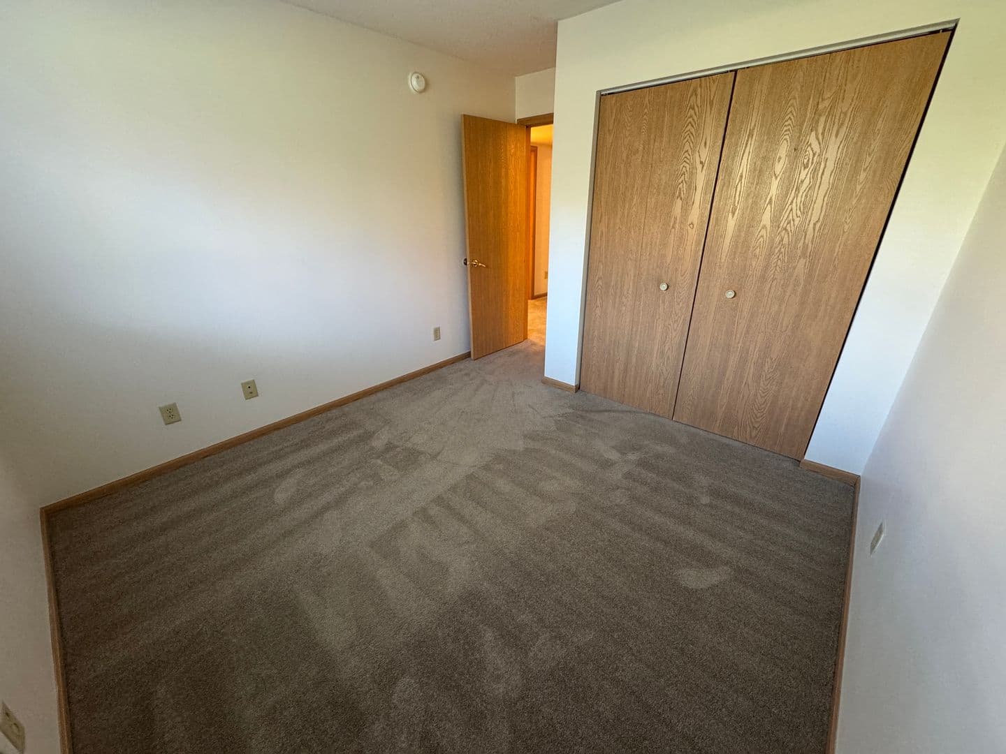Lakeville Apartment: 1011 Angela Drive