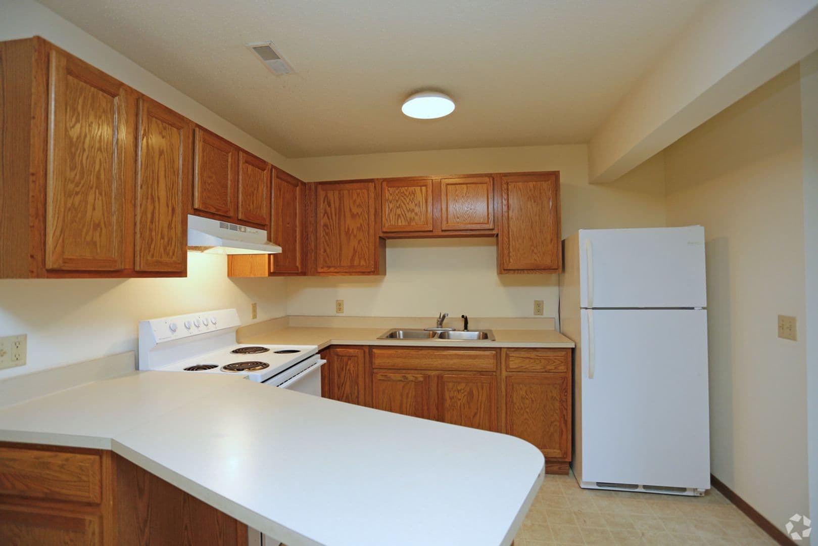 New Carlisle Apartment: 220 Chapman Drive