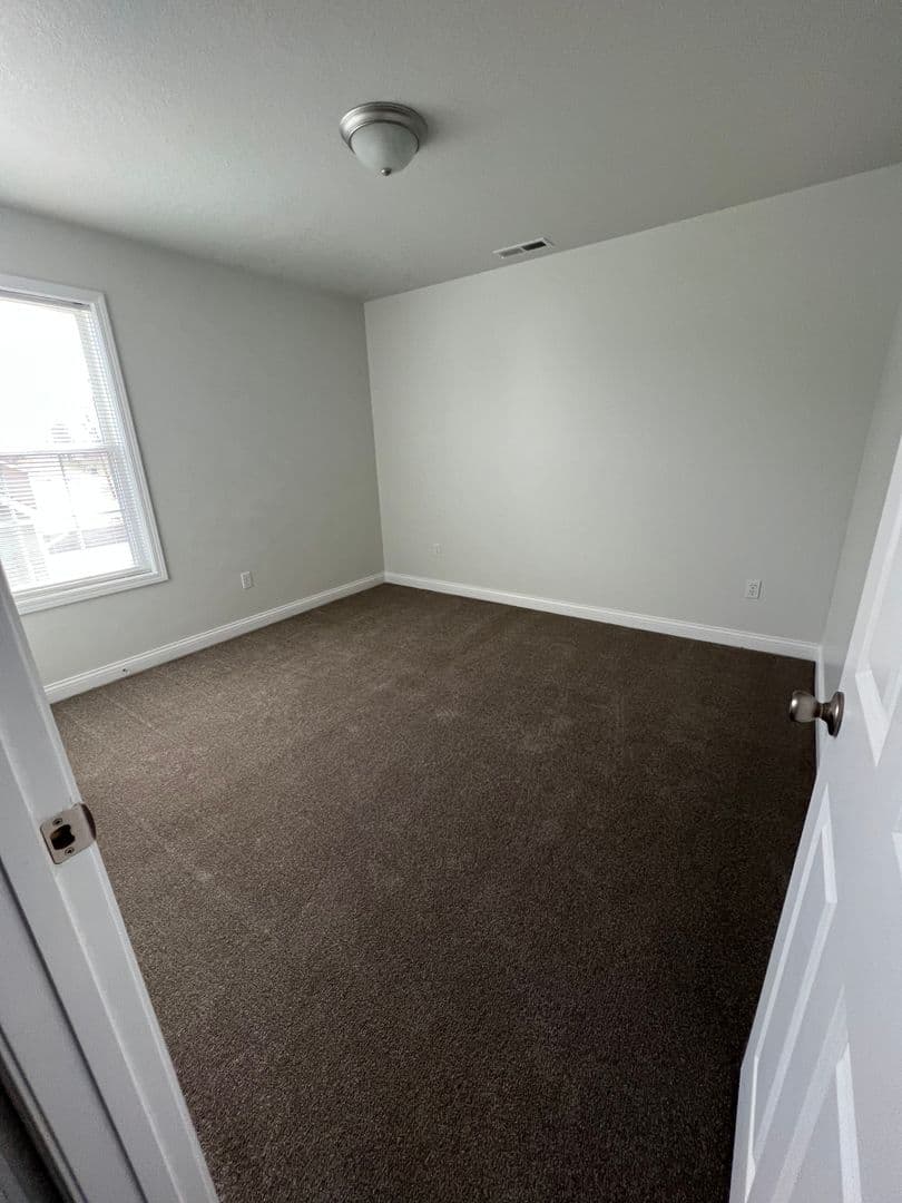 Plymouth Apartment: 2234 Bitter Root Dr