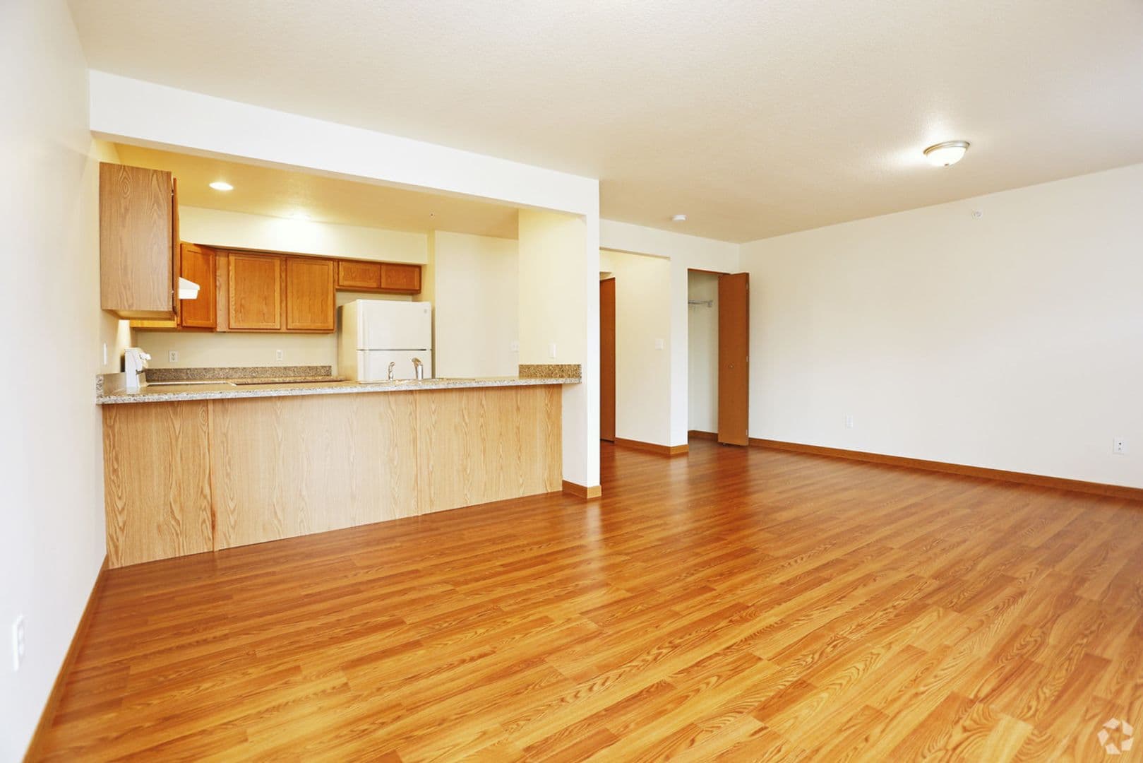 Laporte Apartment: 200 Plymouth Lane
