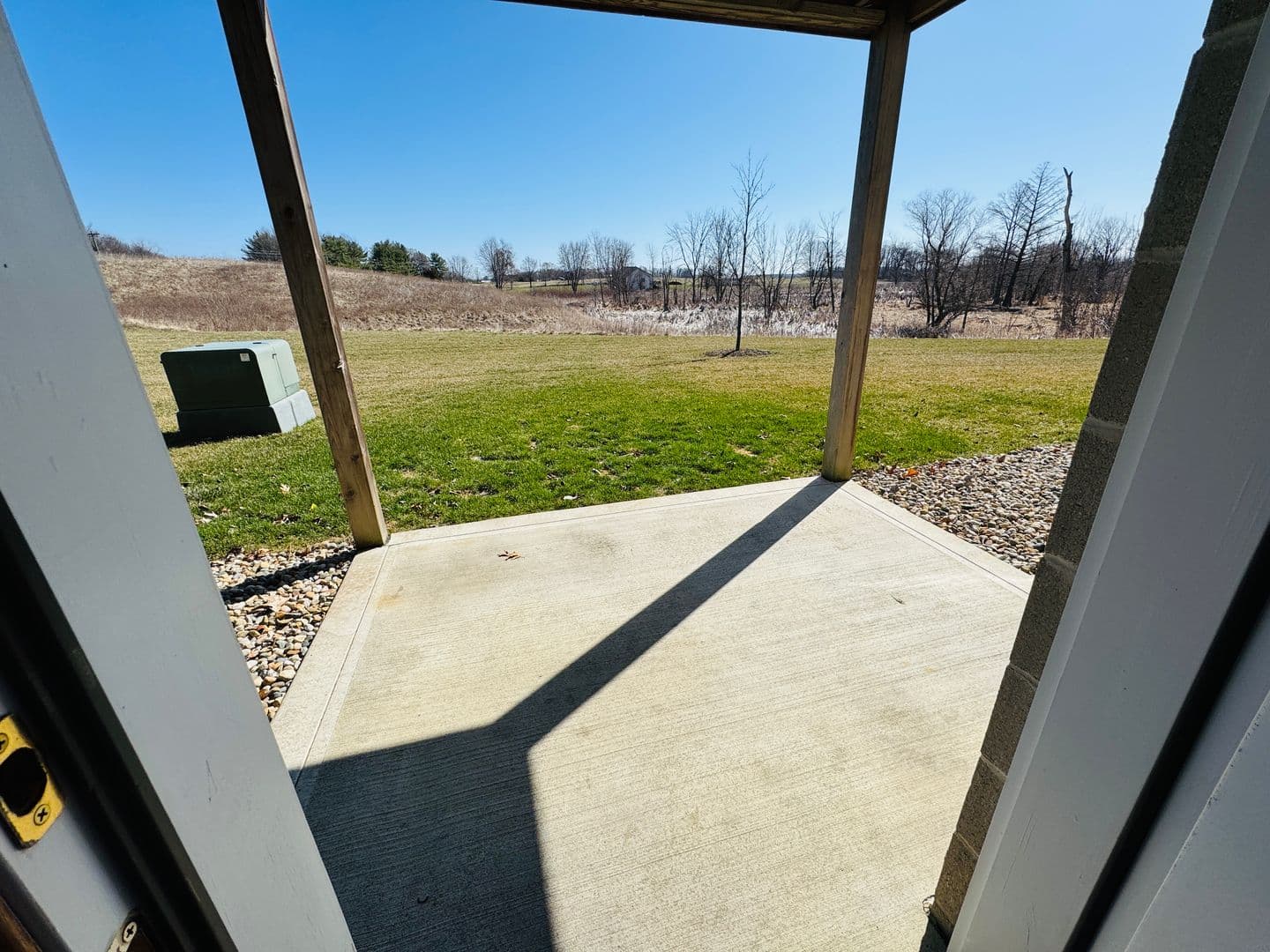 Columbia City Apartment: 120 N Chestnut Wood Lane