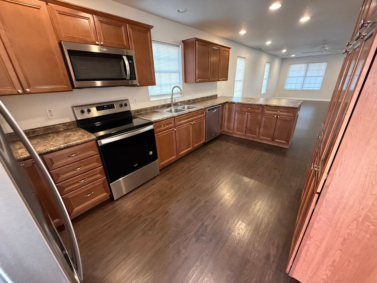 Plymouth Apartment: 2234 Bitter Root Dr