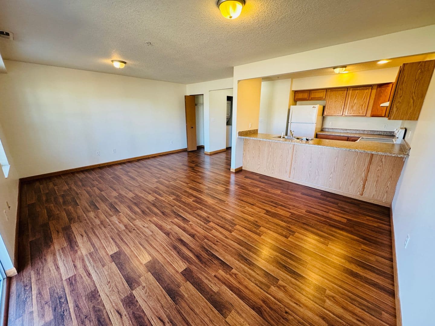 Warsaw Apartment: 101 Briar Ridge Circle