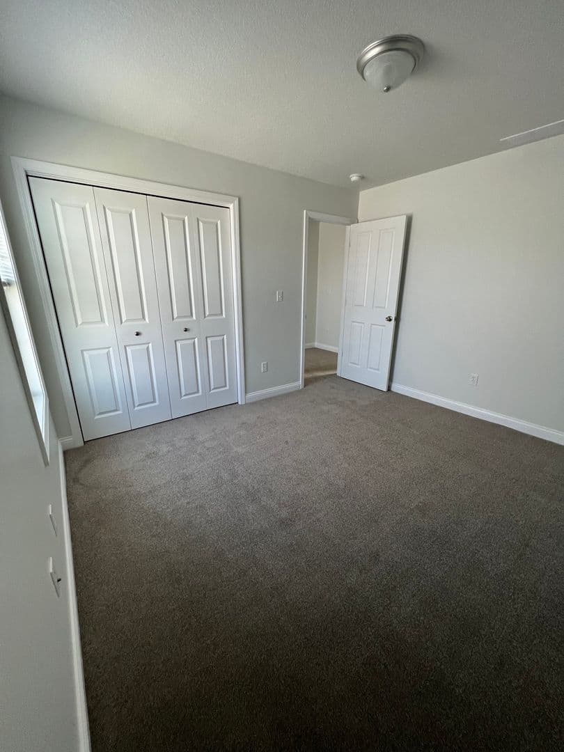 Plymouth Apartment: 2234 Bitter Root Dr