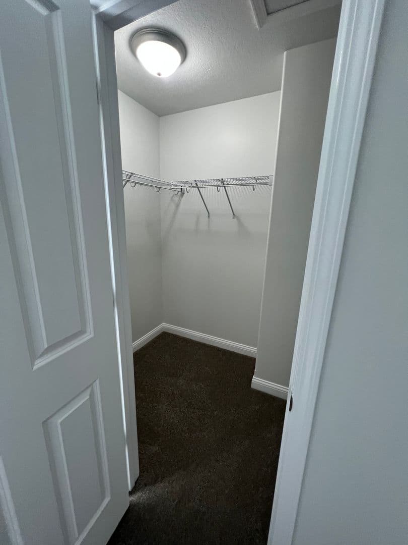 Plymouth Apartment: 2234 Bitter Root Dr