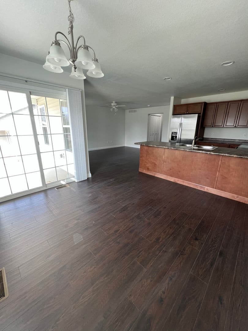 Plymouth Apartment: 2234 Bitter Root Dr