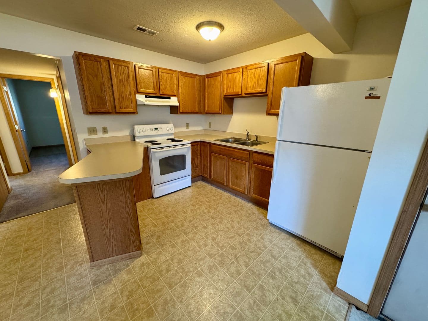 Warsaw Apartment: 200 Kinney Drive