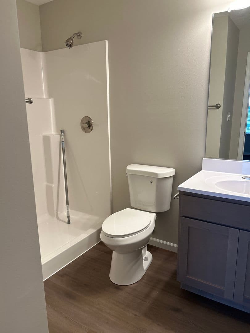 Culver Apartment: 201 W Tampa St