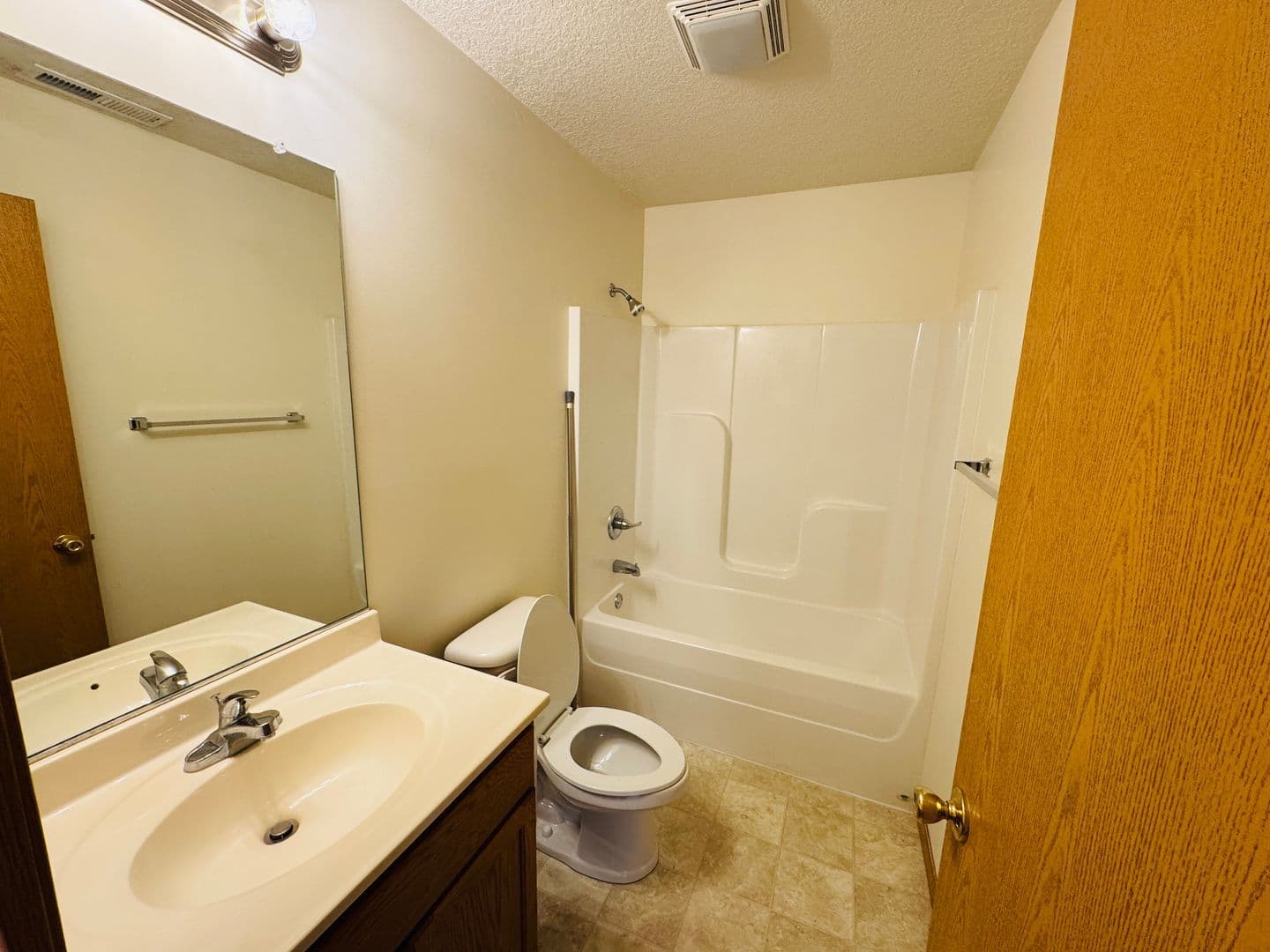 Lakeville Apartment: 1011 Angela Drive