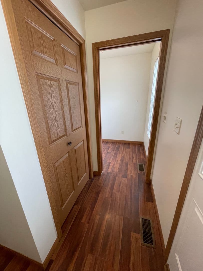 Plymouth Apartment: 1301 Center Street