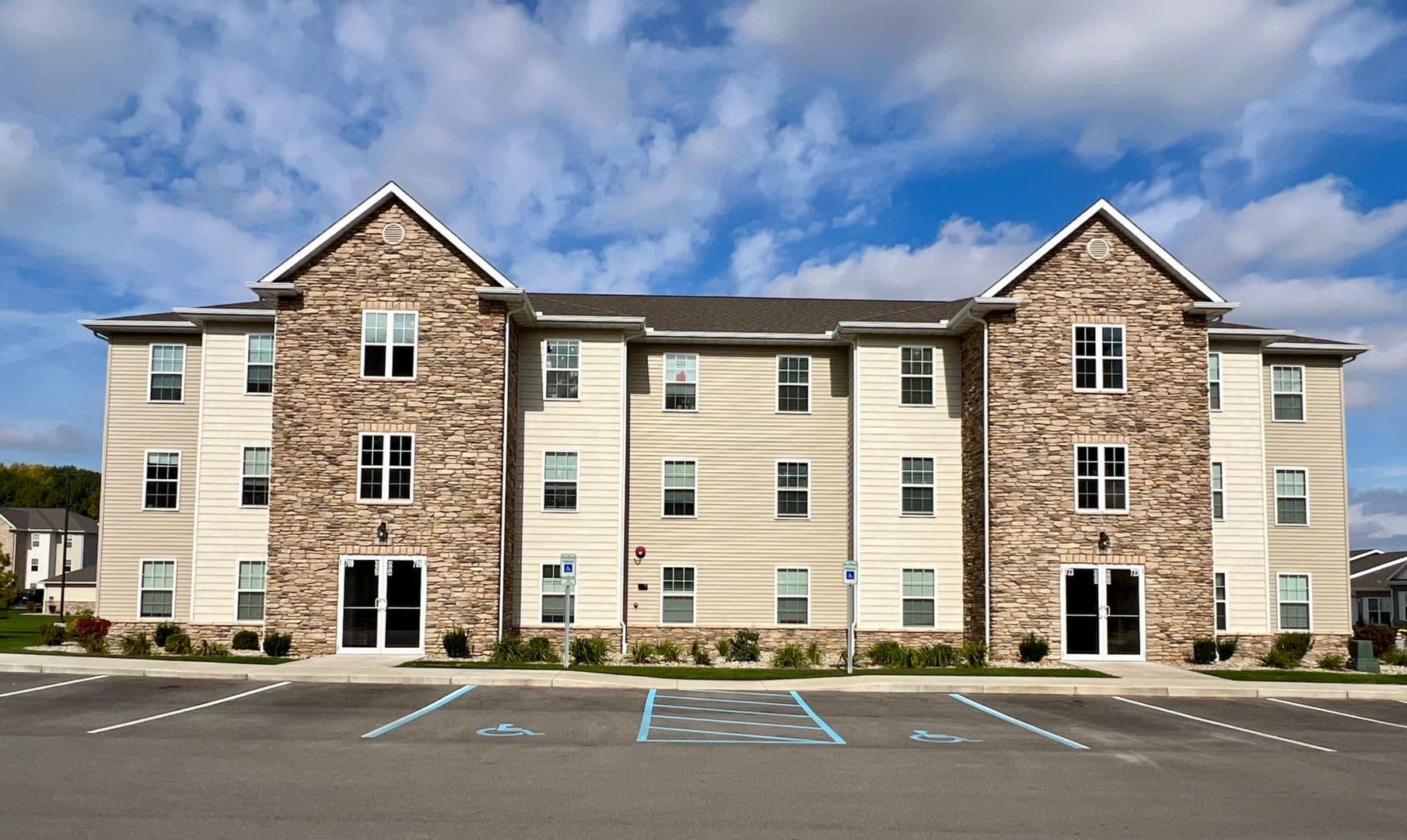 Peru Apartment: 548 Sycamore Trl