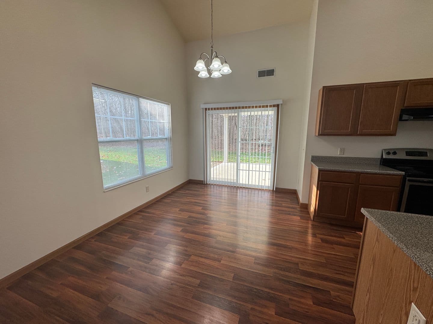 Warsaw Apartment: 2630 Tippe Downs Dr