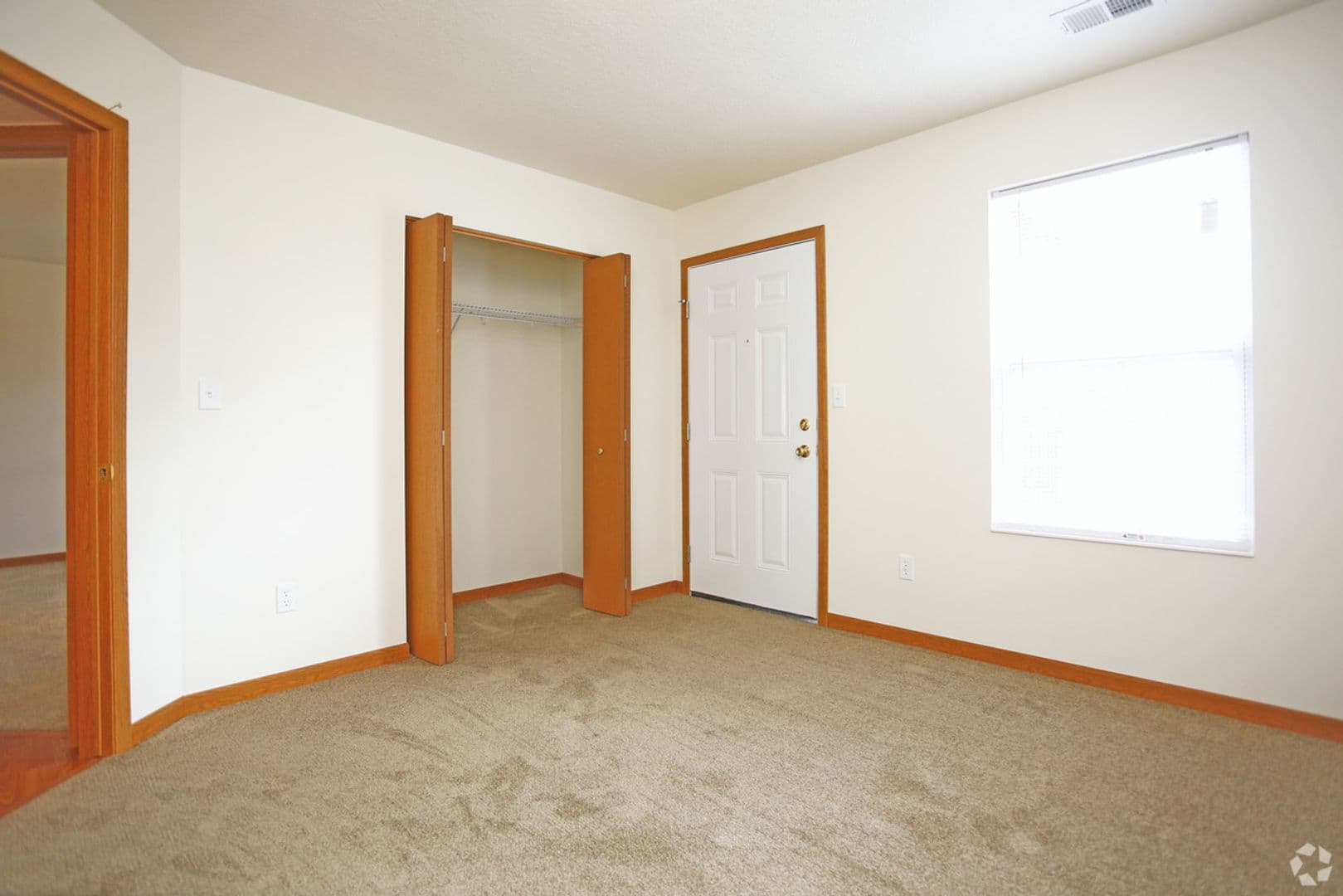 Laporte Apartment: 200 Plymouth Lane