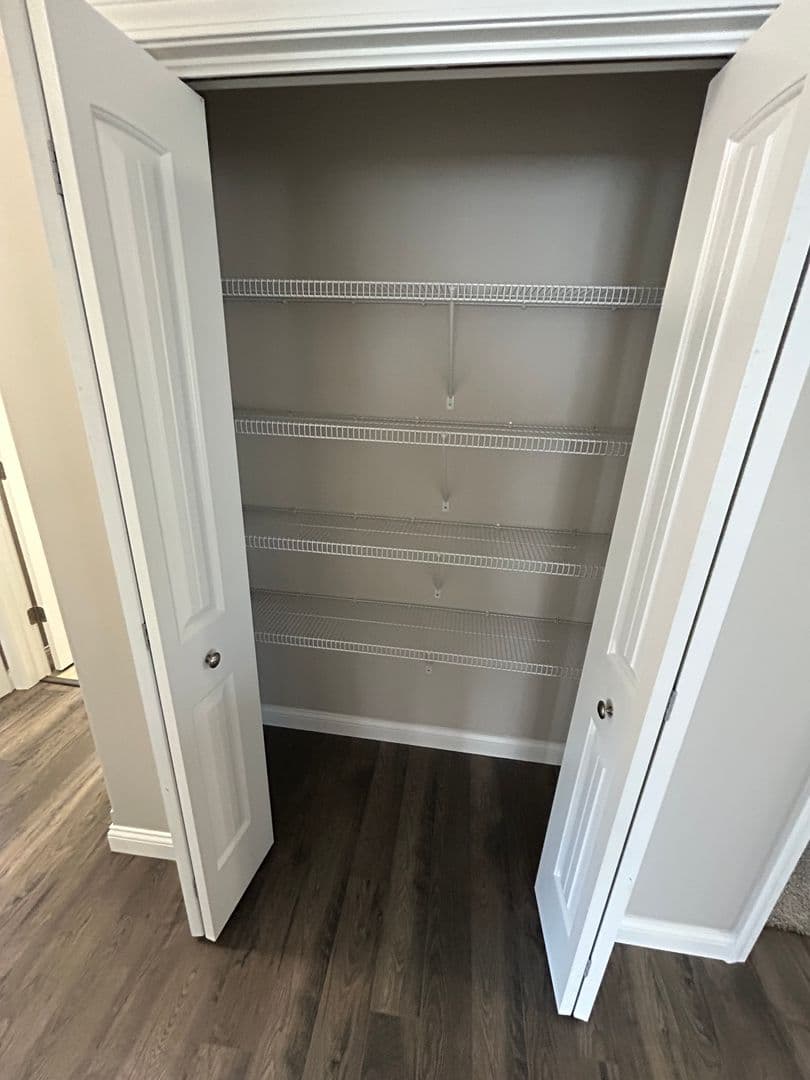 Culver Apartment: 201 W Tampa St
