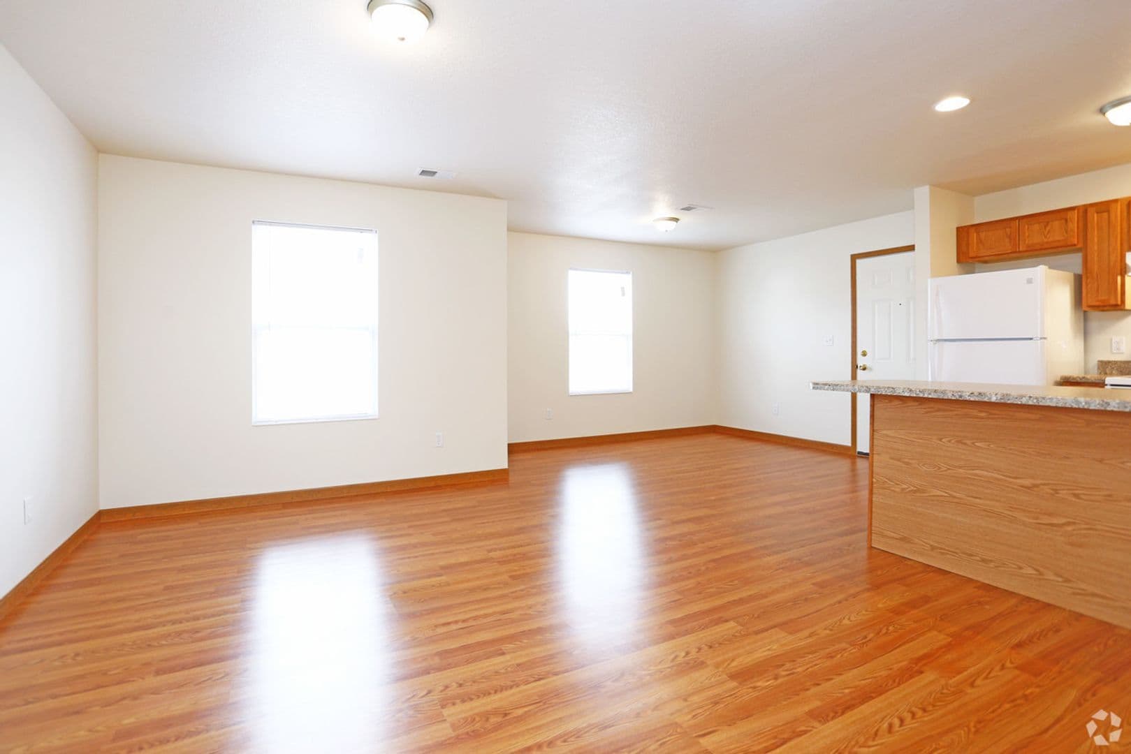 Laporte Apartment: 200 Plymouth Lane