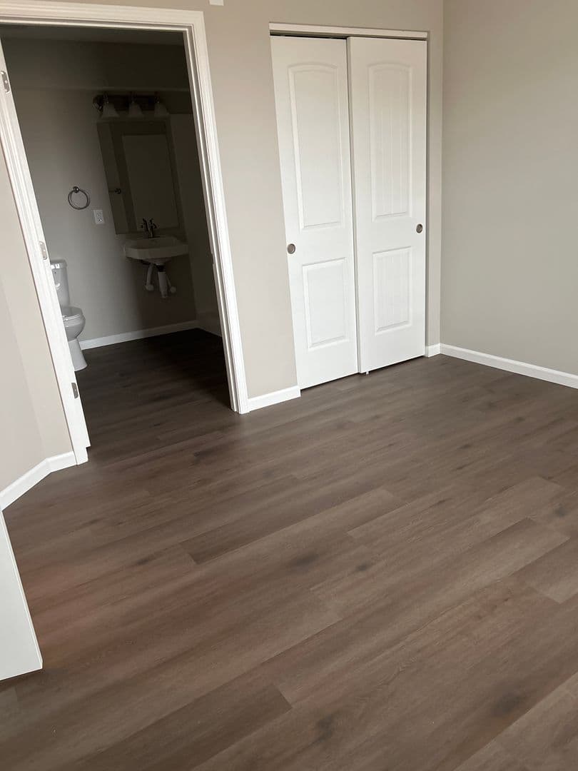 Culver Apartment: 201 W Tampa St