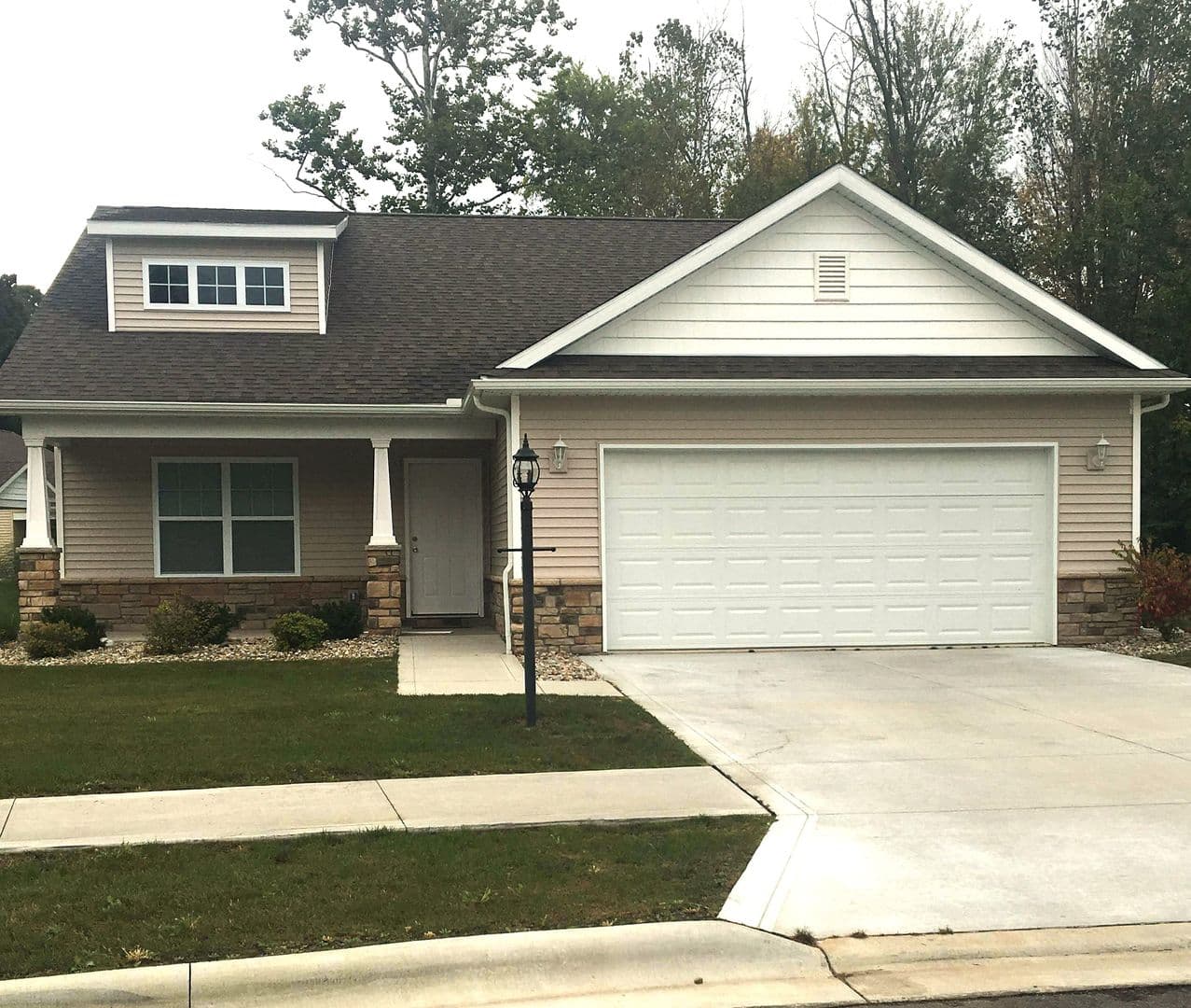 Warsaw Apartment: 2630 Tippe Downs Dr