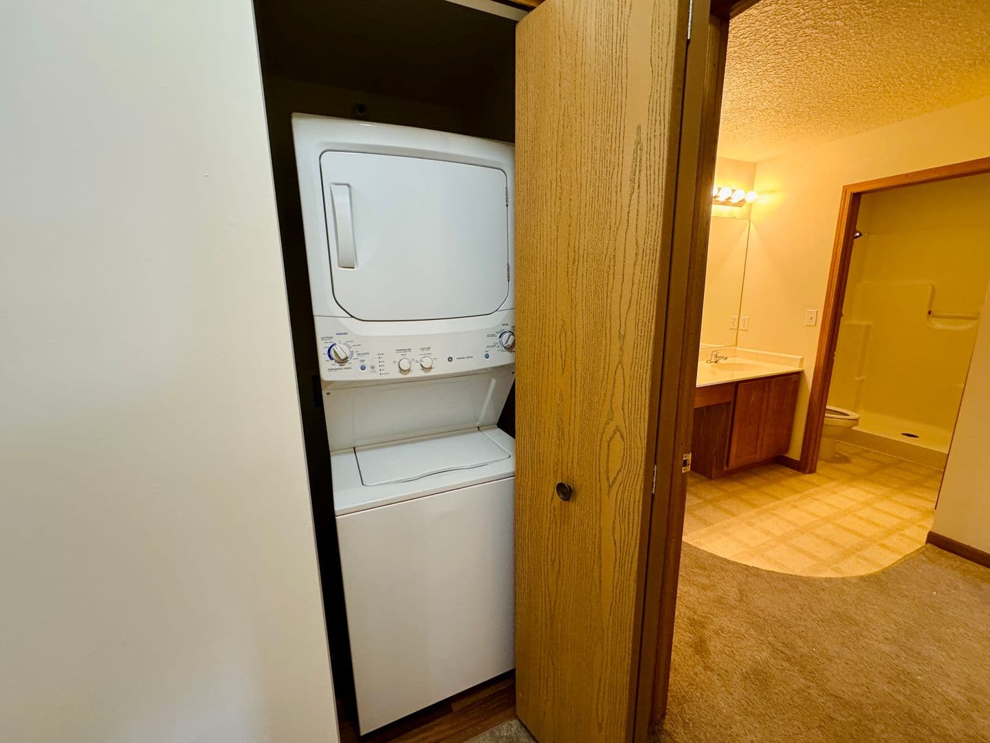 Laporte Apartment: 200 Plymouth Lane