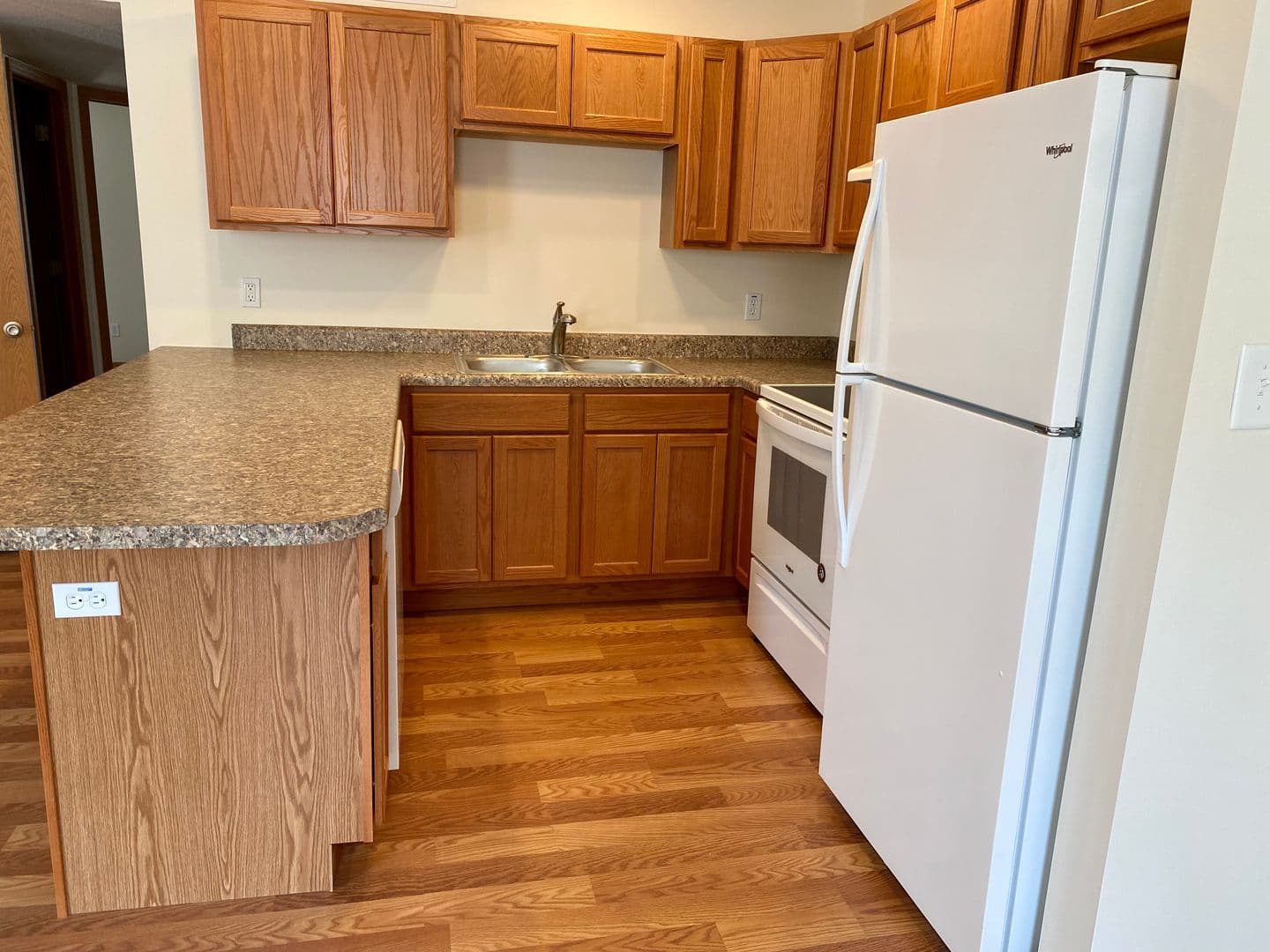 Bremen Apartment: 342 Woodies Lane