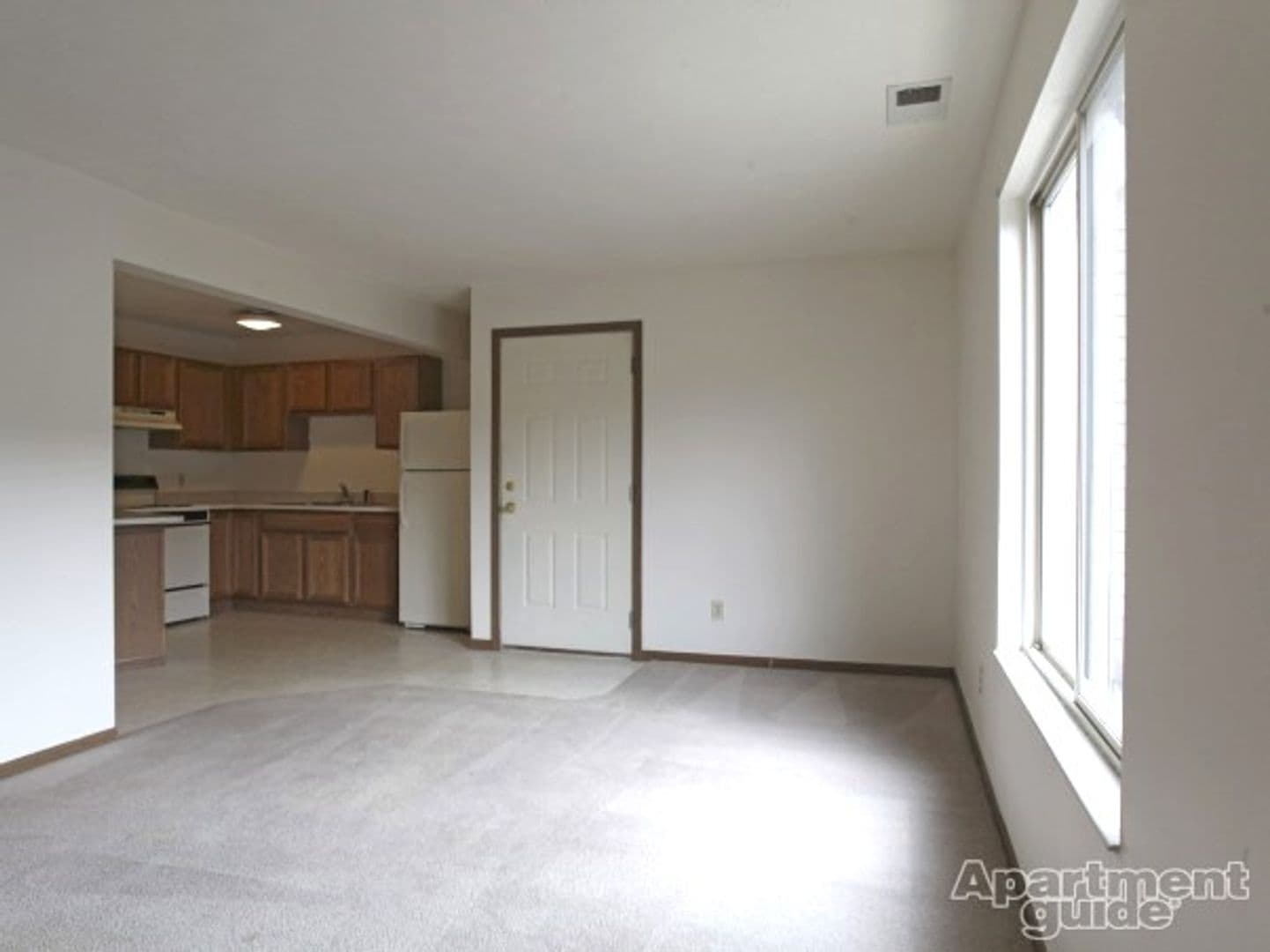 Bremen Apartment: 342 Woodies Lane