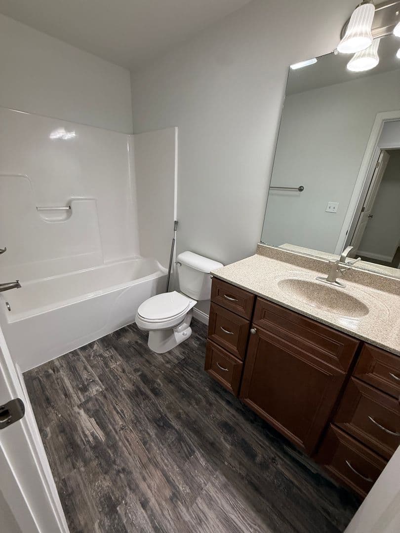 Plymouth Apartment: 2234 Bitter Root Dr
