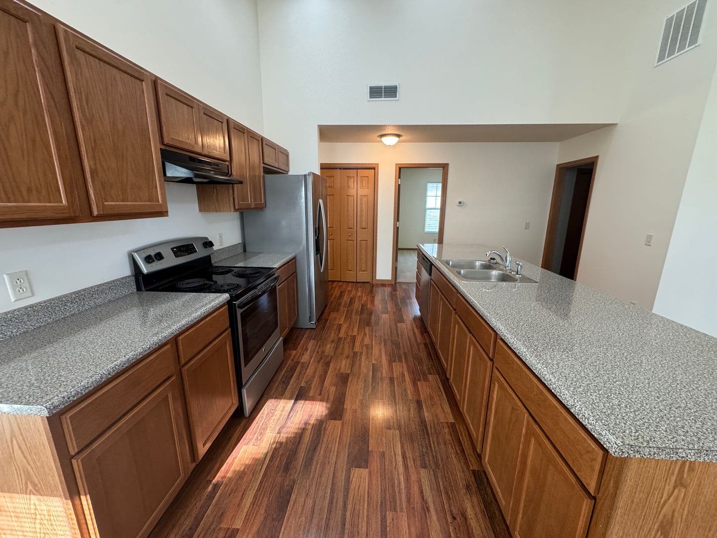 Warsaw Apartment: 2630 Tippe Downs Dr