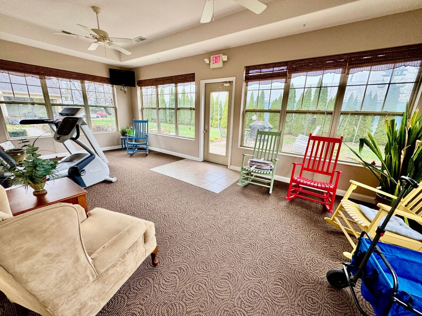 Plymouth Apartment: 302 Novelty St