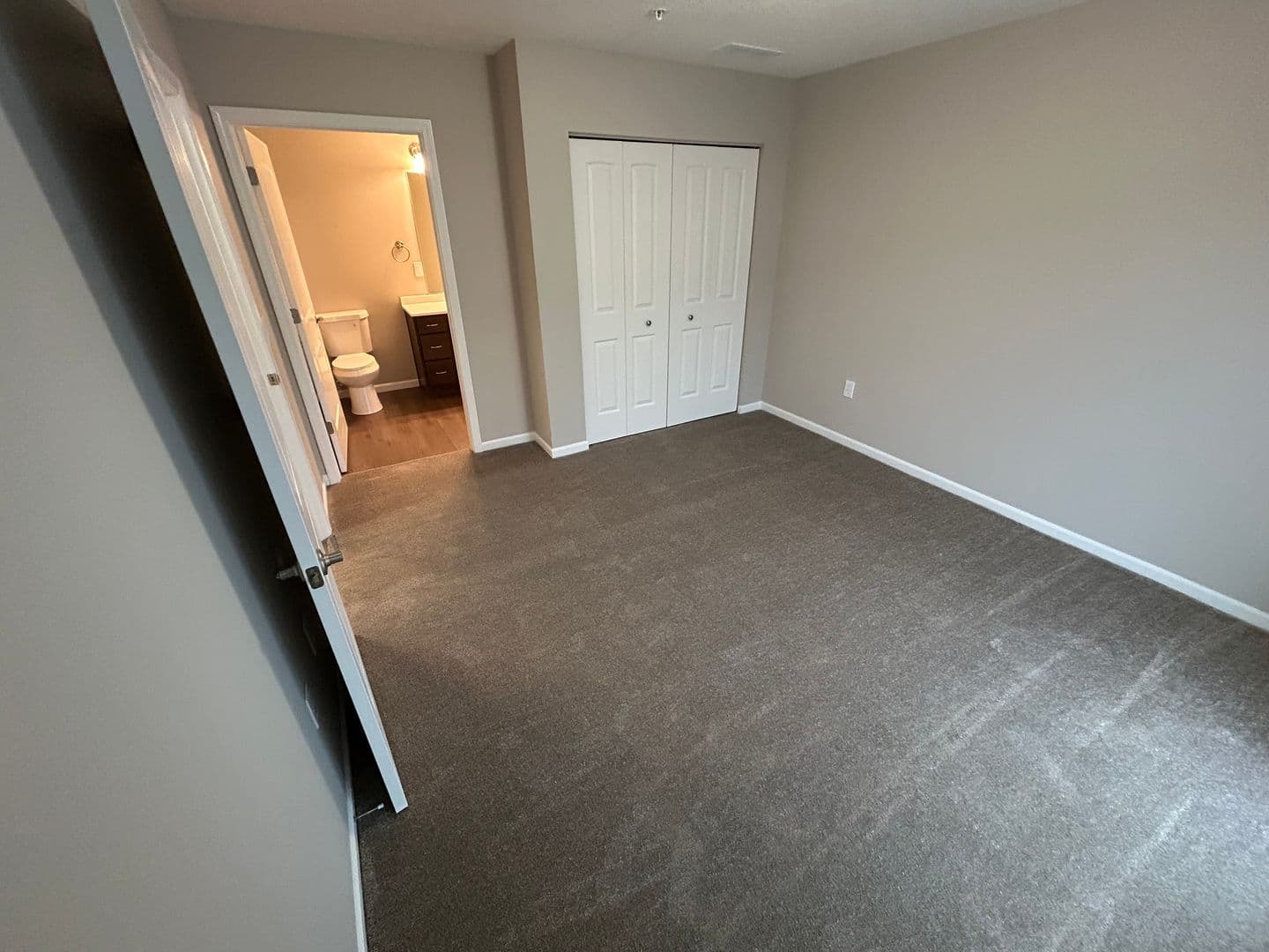 Culver Apartment: 201 W Tampa St