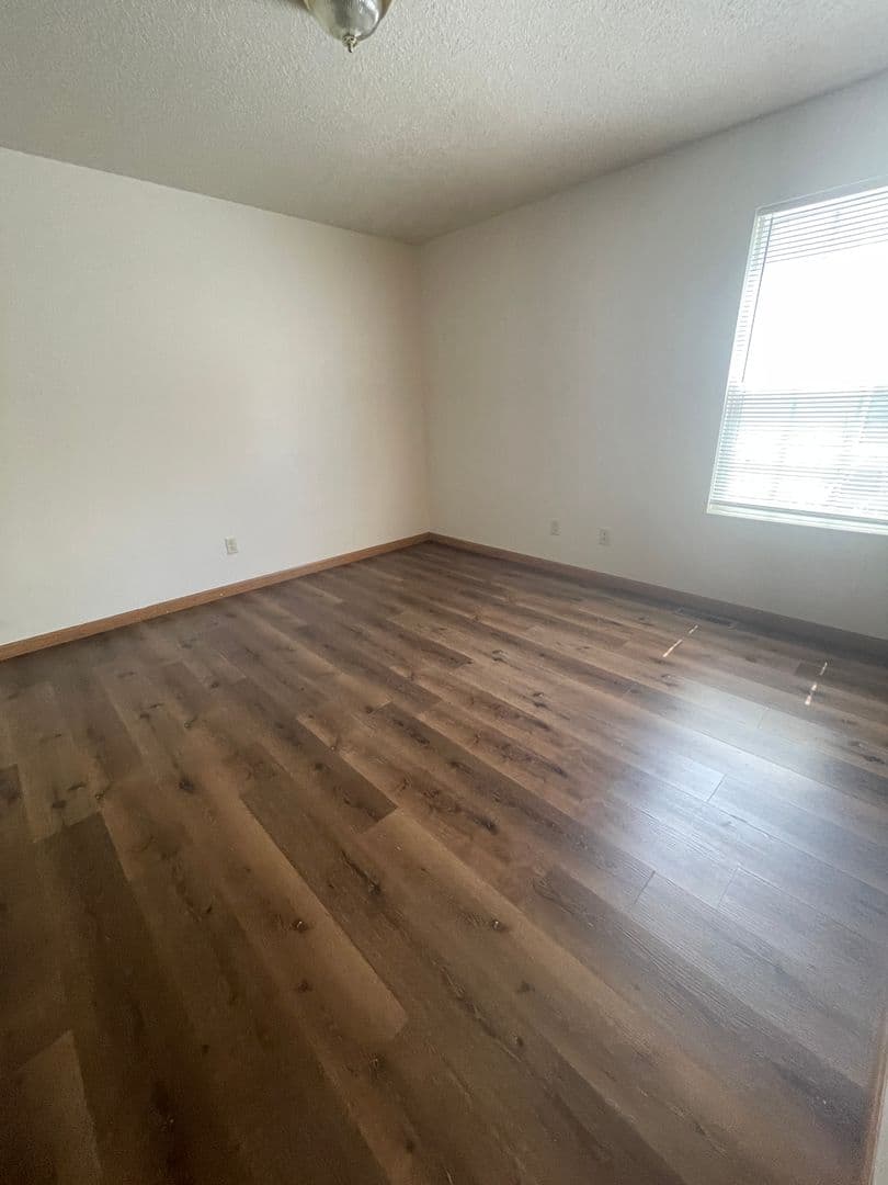Plymouth Apartment: 1301 Center Street