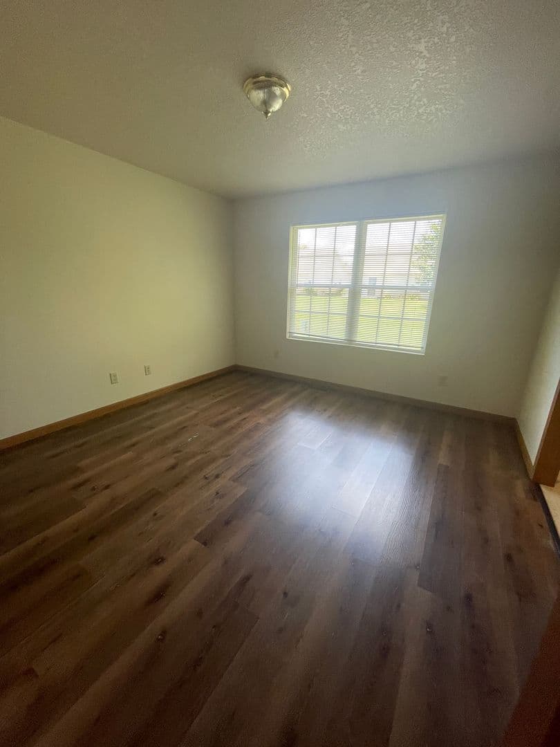 Plymouth Apartment: 1301 Center Street