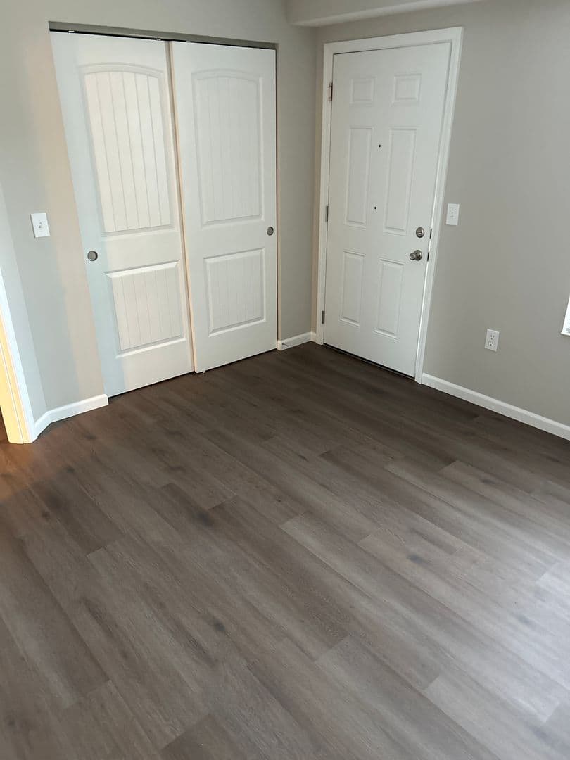 Culver Apartment: 201 W Tampa St
