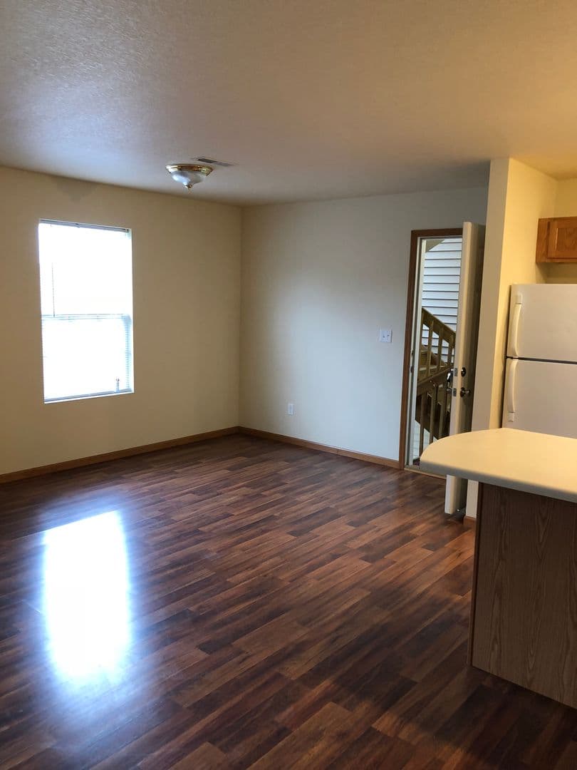 Michigan City Apartment: 1000 Longbeach Ln
