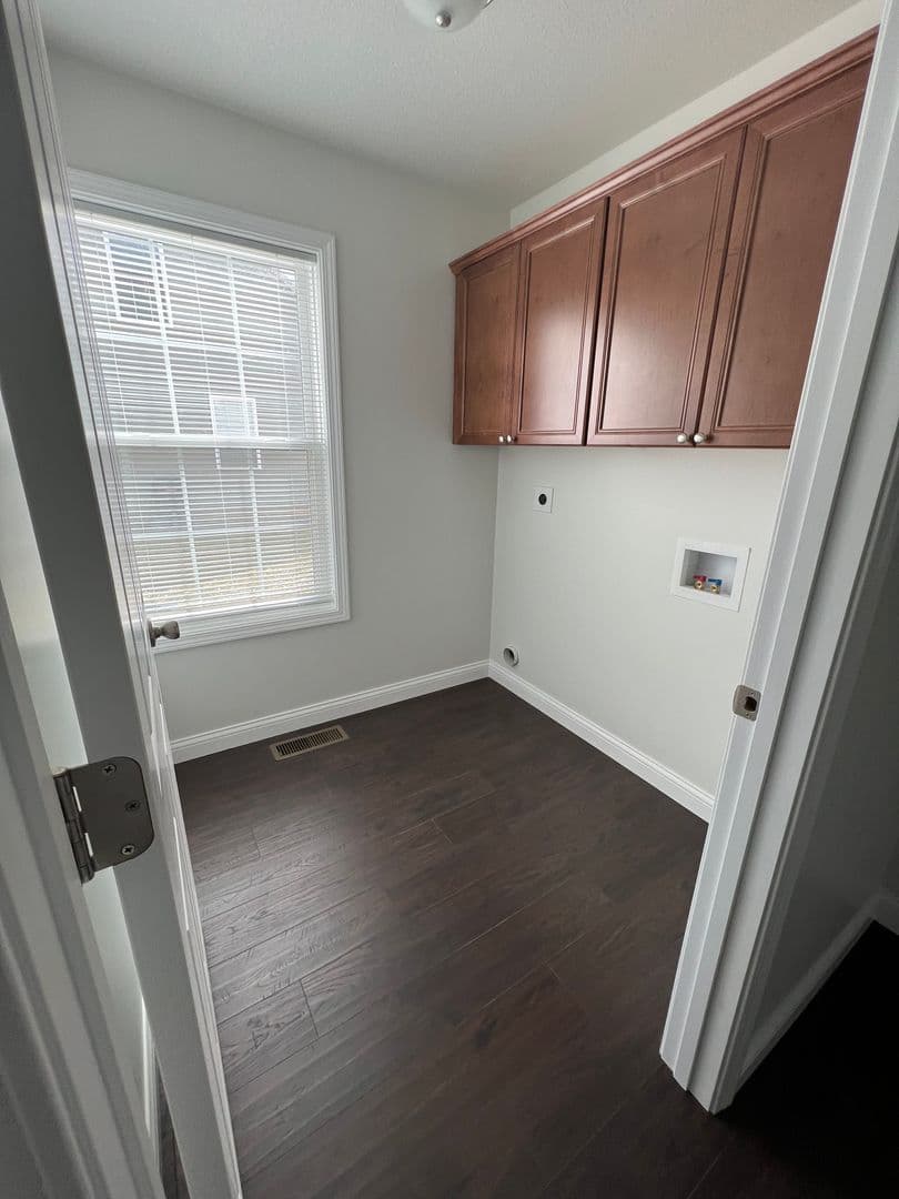 Plymouth Apartment: 2234 Bitter Root Dr