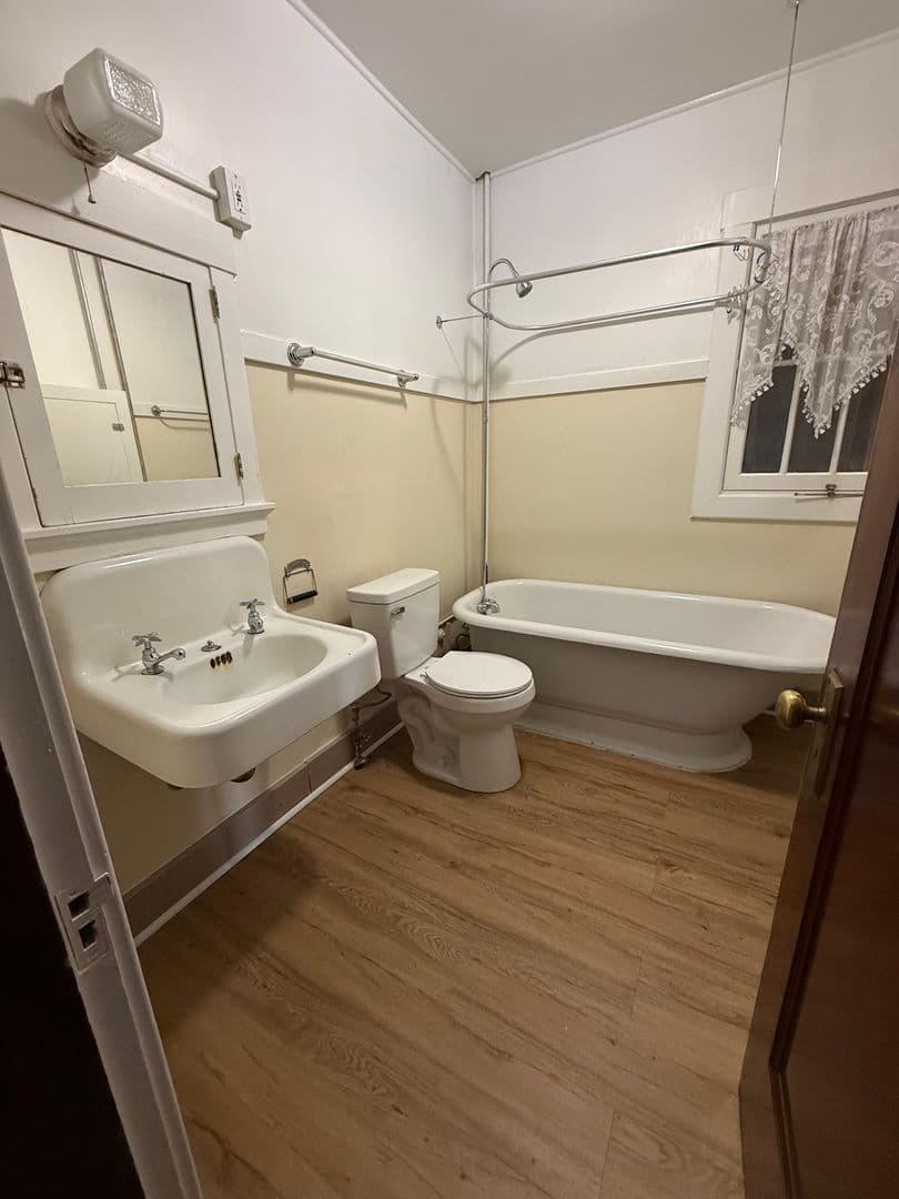 Butte Apartment: 230 S Washington