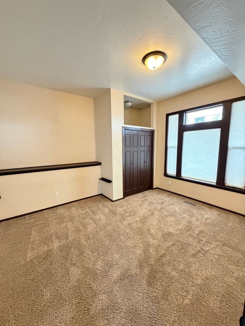 Butte MT Apartment: 941- 943 W Granite